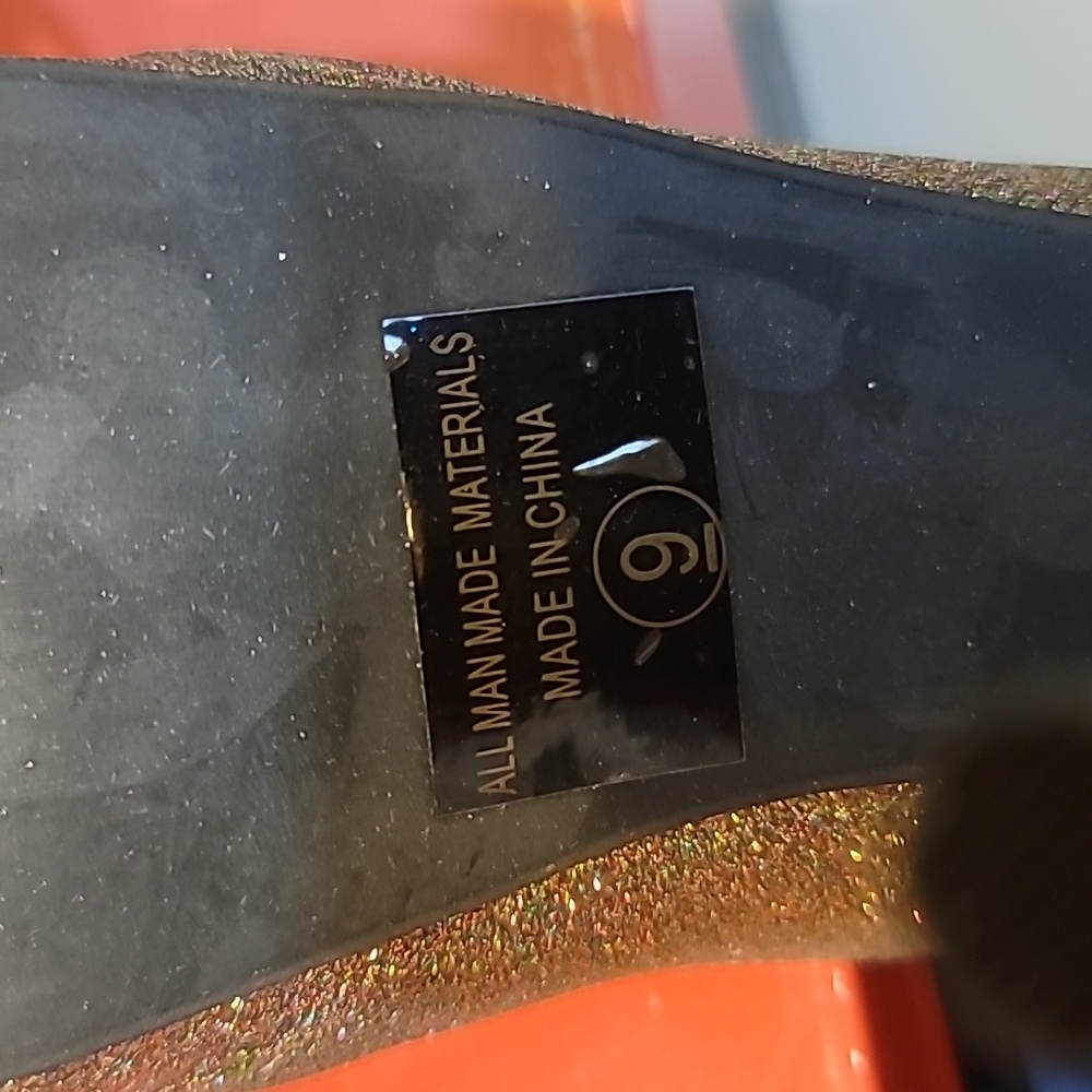 Speed Limit 98 Jones-H Closed Toe Platform 5.5" Glitter Stiletto Heel, Size 9 - Picture 10 of 12